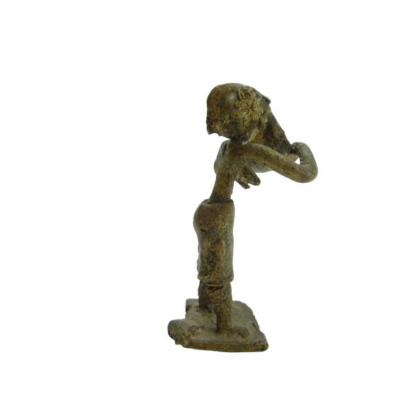 Vintage West Africa Small Gold Weight Brass Sculpture Woman Carrying Basket - Picture 5 of 5
